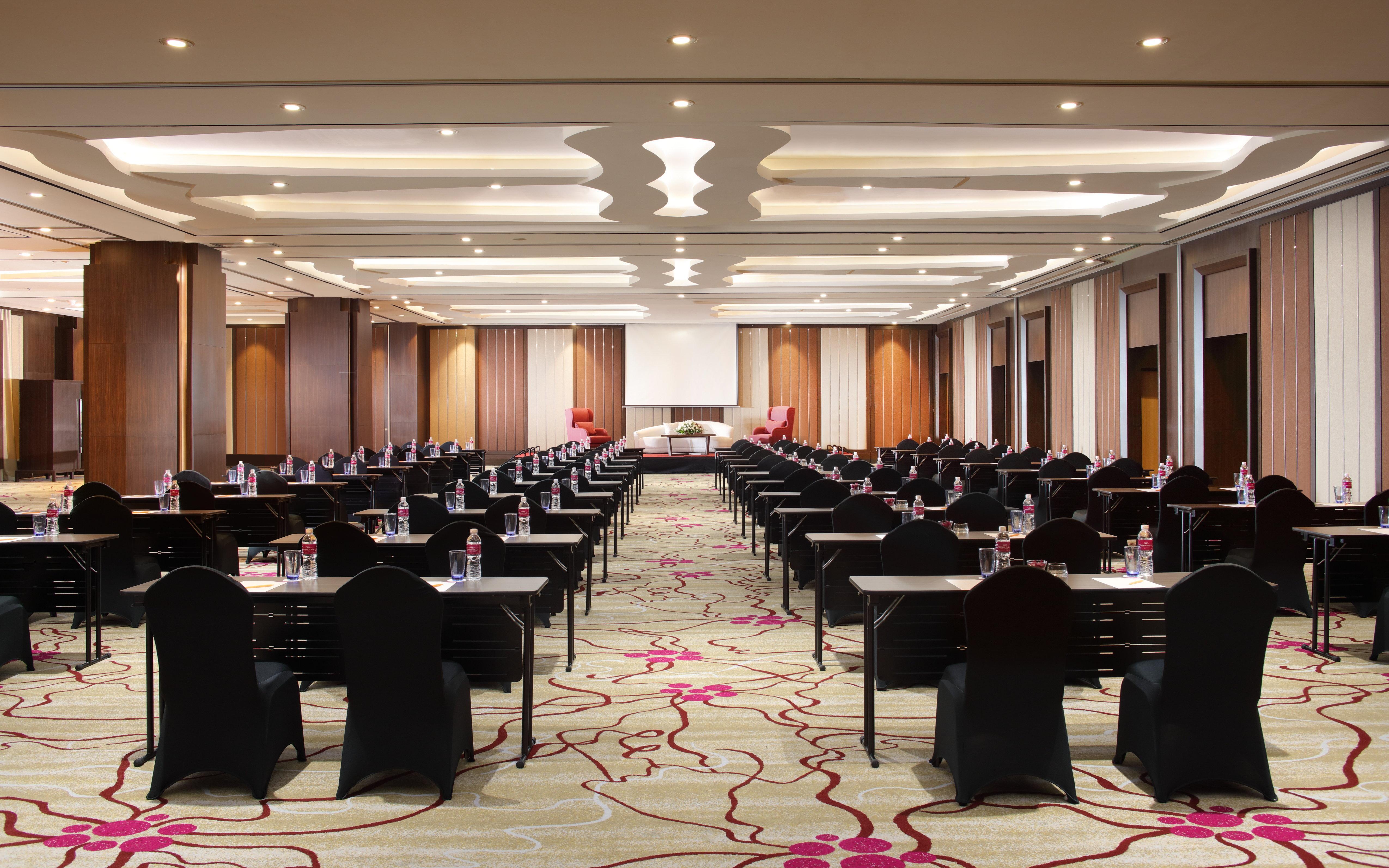 Hotel Crowne Plaza Bandung By Ihg Exterior foto