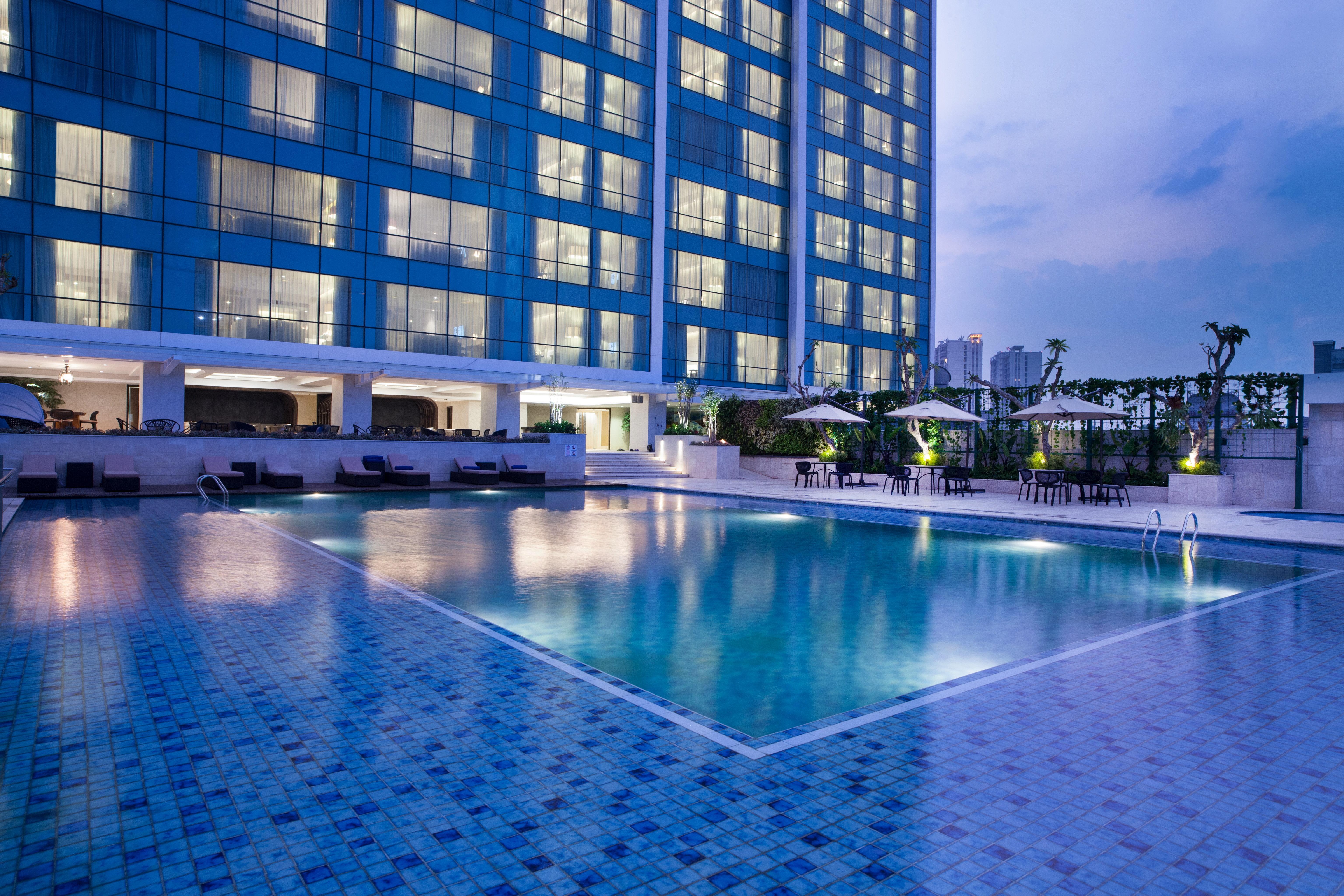 Hotel Crowne Plaza Bandung By Ihg Exterior foto